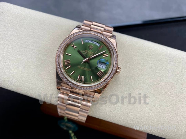 Replica Heren Rolex Day-Date-228345RBR 0011, 40mm, Olijfgroen Romeinse wijzerplaat, Diamanten ring