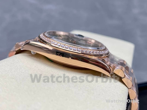 Replica Heren Rolex Day-Date-228345RBR 0011, 40mm, Olijfgroen Romeinse wijzerplaat, Diamanten ring