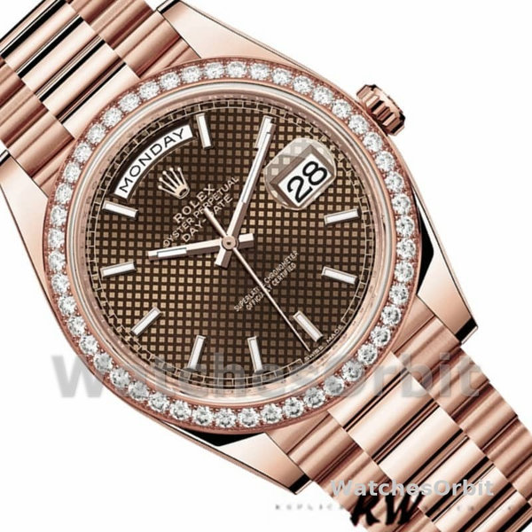 Replica Heren Rolex Day-Date-228345RBR, 40mm, Chocolade Bruin Diagonaal Motief Wijzerplaat, Diamant Bezel