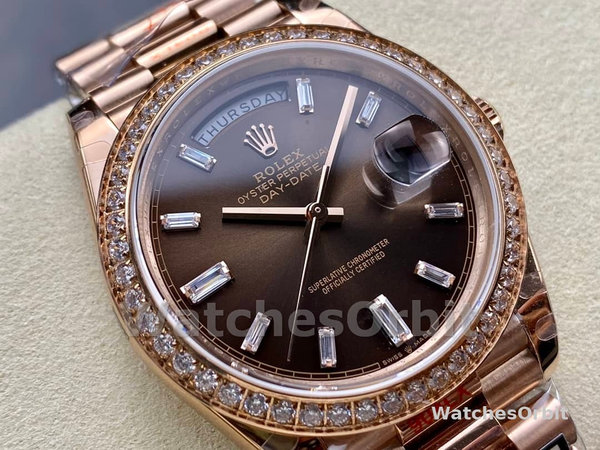 Replica Heren Rolex Day-Date-228345RBR, 40mm, Chocolade Bruin, Diamanten Wijzerplaat, Diamanten Bezel