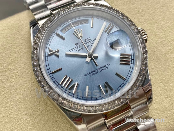 Replica Heren Rolex Day-Date-228396TBR 0030, 40 mm, ijsblauwe wijzerplaat, platina, diamanten ring