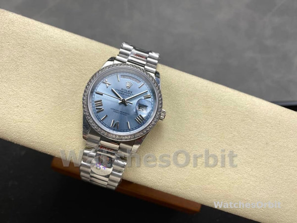 Replica Heren Rolex Day-Date-228396TBR 0030, 40 mm, ijsblauwe wijzerplaat, platina, diamanten ring