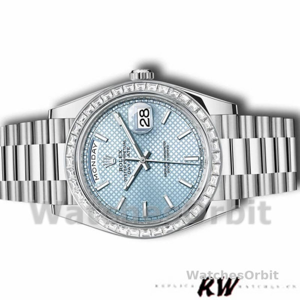 Replica Heren Rolex Day-Date-228396TBR, 40mm, Ijsblauwe Diagonaal Motief Wijzerplaat, Diamanten Bezel