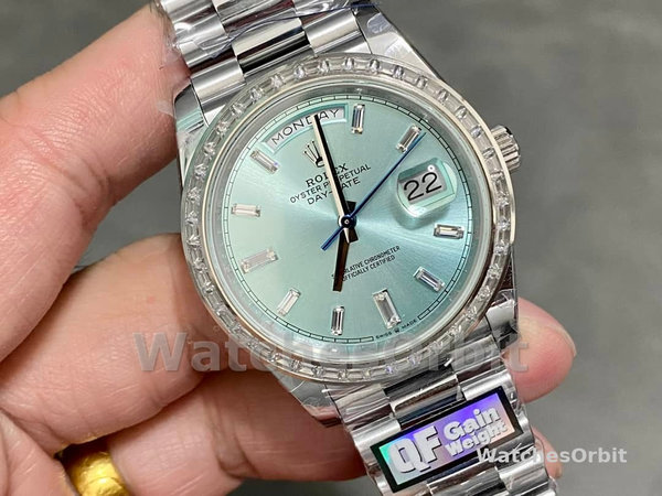 Replica Heren Rolex Day-Date-228396TBR, 40mm, ijsblauwe diamanten wijzerplaat, diamanten ring, ijsblauwe wijzerplaat voor heren