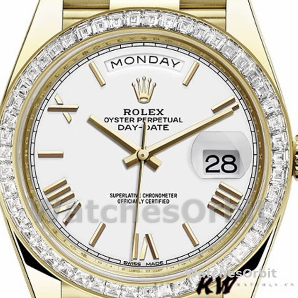 Replique Hommes Rolex Day-Date-228398TBR, 40mm, cadran blanc à chiffres romains, lunette diamantée, Hommes Blanc