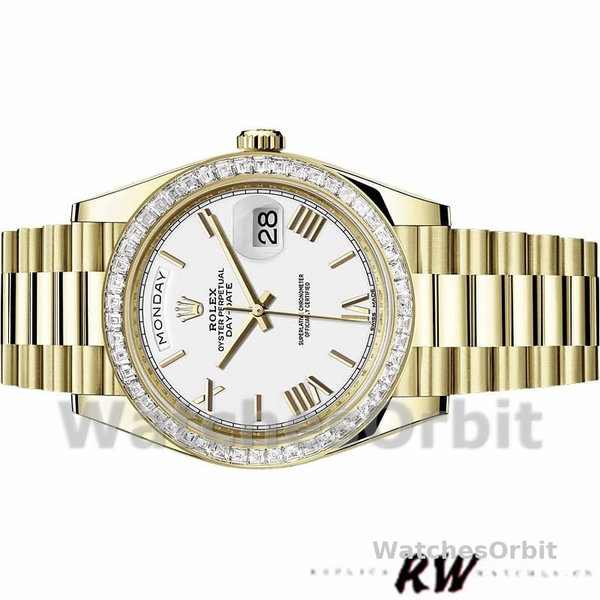 Replica Heren Rolex Day-Date-228398TBR, 40mm, Witte Romeinse Cijfer Wijzerplaat, Diamanten Ring