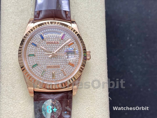 Replica Rolex Day Date 36-m128396TBR 0019 voor heren, diamanten ring, ijsblauwe Romeinse wijzerplaat