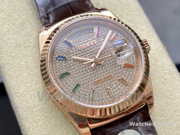 Replica Rolex Day Date 36-m128396TBR 0019 voor heren, diamanten ring, ijsblauwe Romeinse wijzerplaat