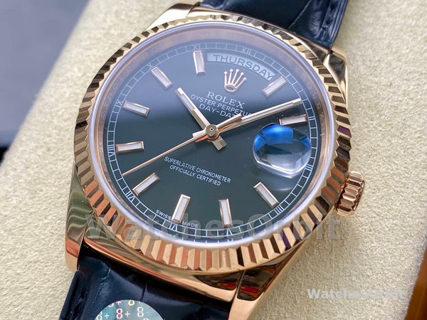 Replica Rolex Day Date 36-m128239 0069, oro bianco, quadrante blu con diamanti, blu
