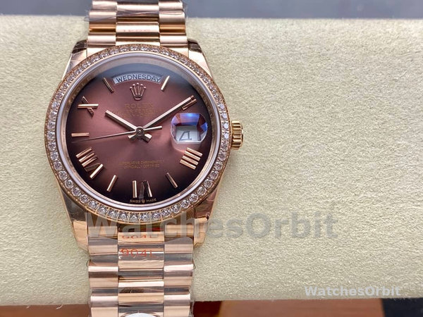 Replica Rolex Day Date 36-128236 0009 voor heren, geribbelde lunette, platina armband, ijsblauw
