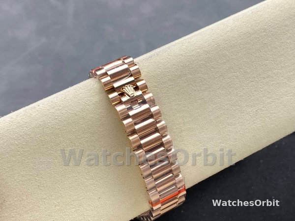 Replica Rolex Day Date 36-128236 0009 voor heren, geribbelde lunette, platina armband, ijsblauw