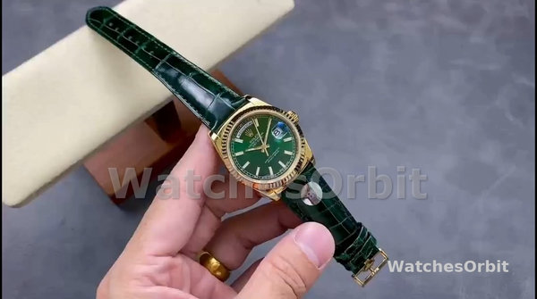 Replica Rolex Day Date 36-m128399TBR 0019, witgoud, diamanten ring, witte wijzerplaat