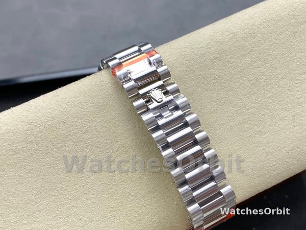Replica Rolex Day Date 36-M128236 0020 voor heren, witgoud, blauwe ombre wijzerplaat