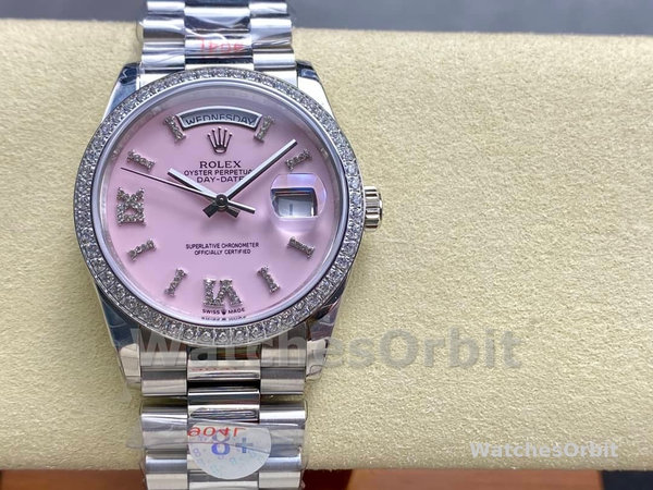 Replica Rolex Day Date 40-M228236 0024 voor heren, witgoud, blauwe ombre wijzerplaat