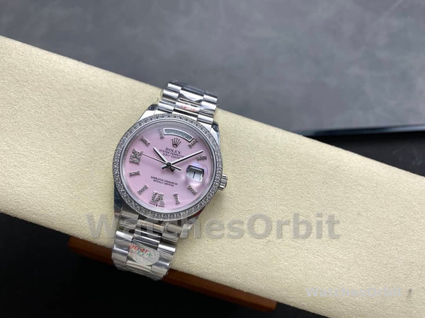Replica Rolex Day Date 40-M228236 0024 voor heren, witgoud, blauwe ombre wijzerplaat