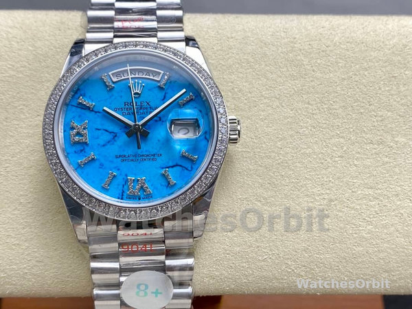 Replica Rolex Day Date 40-M228236 0024 voor heren, witgoud, blauwe ombre wijzerplaat