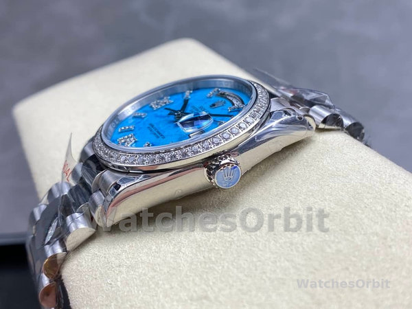 Replica Rolex Day Date 40-M228236 0024 voor heren, witgoud, blauwe ombre wijzerplaat