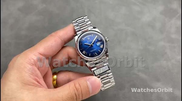 Replique Rolex Datejust 31-m278288RBR 0006, or jaune, cadran en nacre et diamants, lunette en diamants, MOP, pour femmes
