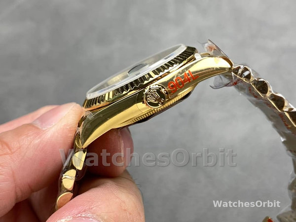 Replica Heren Rolex Submariner 40-16613T, 18K, Champagne Diamond Dial, Zwarte Bezel, Gold Champagne Dial