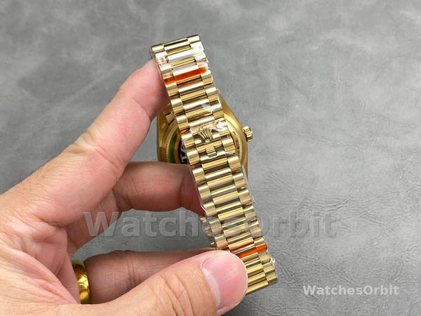 Replica Heren Rolex Submariner 40-16613T, 18K, Champagne Diamond Dial, Zwarte Bezel, Gold Champagne Dial