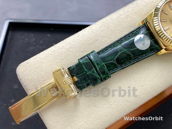 Replica Rolex Day Date 36-m128399TBR 0019, witgoud, diamanten ring, witte wijzerplaat
