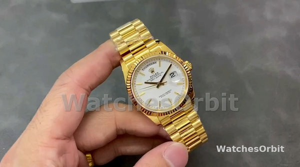 Replica Rolex Day-Date 36mm Unisex-128238 0081 Geribbelde lunette-Witte index wijzerplaat Wit