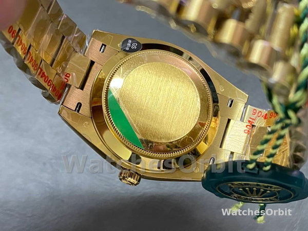 Replica Rolex Sky-Dweller 42-336935 0002, Quadrante cioccolato, Bracciale Oyster cioccolato, Uomo
