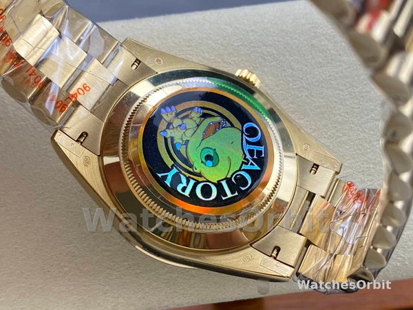 Replica Heren Rolex Day Date 40-M228348RBR 0040, 18K geelgoud, groene wijzerplaat, diamanten lunette