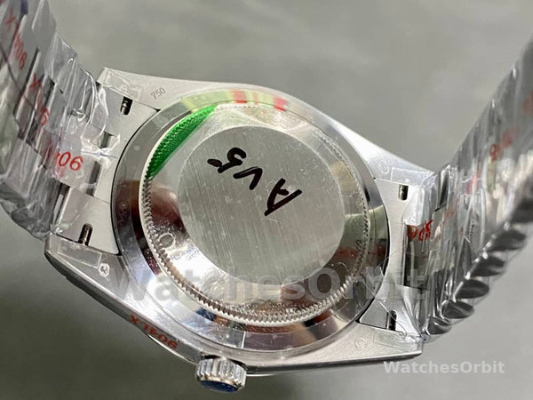 Replica Heren Rolex Daytona-Diw Black Carbon, Lucky Player (Casino), 40mm, Oyster Green Dial