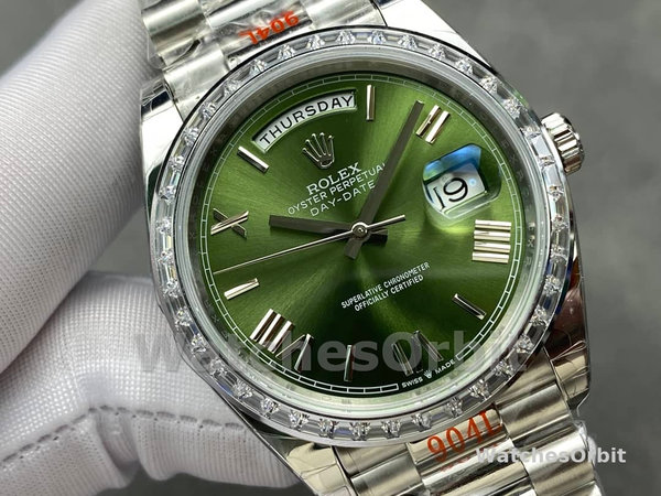 Replica Heren Rolex Day Date 40-M228396TBR 0020, Platina, Olijfgroene wijzerplaat, Diamanten ring