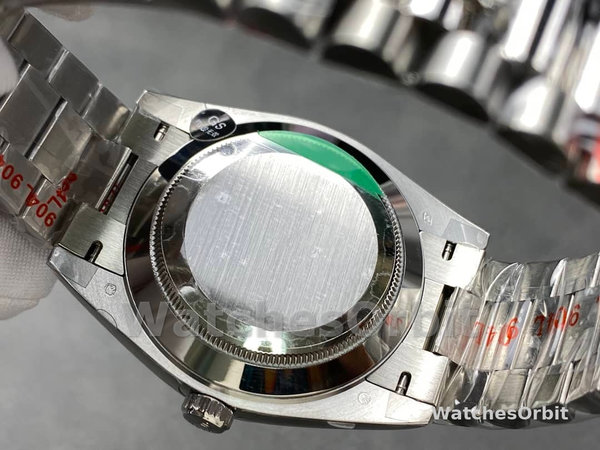 Replica Heren Rolex Day Date 40-M228396TBR 0020, Platina, Olijfgroene wijzerplaat, Diamanten ring
