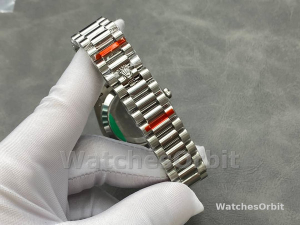 Replica Heren Rolex Day Date 40-M228396TBR 0020, Platina, Olijfgroene wijzerplaat, Diamanten ring