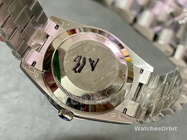 Replica Rolex Day-Date 40-228206 voor heren, Arabisch, Platina, Olijf wijzerplaat, Groene wijzerplaat