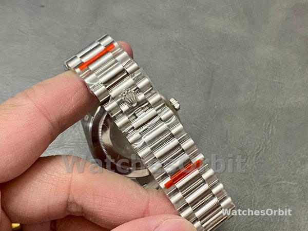 Replica Rolex Day-Date 40-228206 voor heren, Arabisch, Platina, Olijf wijzerplaat, Groene wijzerplaat