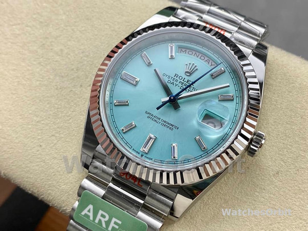Replica Rolex Day Date 40-228236 0006, Platino, Quadrante Baguette Blu Ghiaccio, Blu Ghiaccio, Uomo
