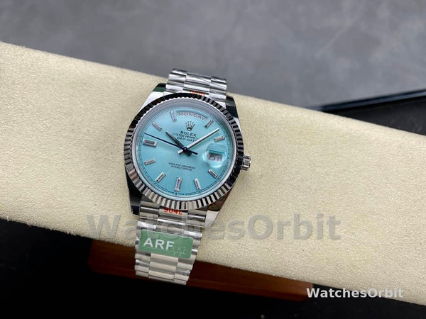 Replica Rolex Day Date 40-228236 0006, Platino, Quadrante Baguette Blu Ghiaccio, Blu Ghiaccio, Uomo