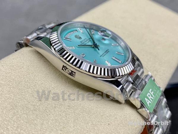 Replica Rolex Day Date 40-228236 0006, Platino, Quadrante Baguette Blu Ghiaccio, Blu Ghiaccio, Uomo