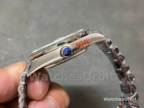 Replica Heren Rolex Day-Date Platinum Ijsblauw Arabisch wijzerplaat Diamant Bezel 228396TBR 40MM Ijsblauwe wijzerplaat