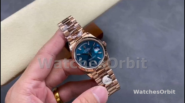 Replica Rolex Day Date 36-128238 0132 voor heren, champagne wijzerplaat, geelgouden armband