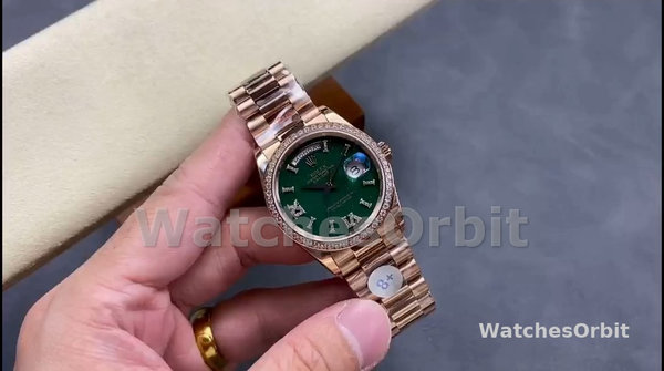 Replica Rolex Day Date 36-128238 0132 voor heren, champagne wijzerplaat, geelgouden armband