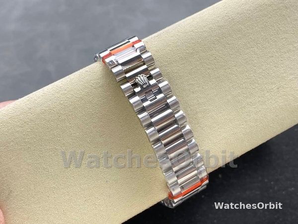 Replica Rolex Day Date 36-m128236 0023 voor heren, 36 mm, helderblauwe wijzerplaat met diamant bezet, geribbelde lunette, President