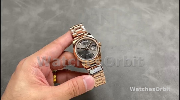 Replica Heren Rolex Submariner 40-16613T, 18K, Champagne Diamond Dial, Zwarte Bezel, Gold Champagne Dial