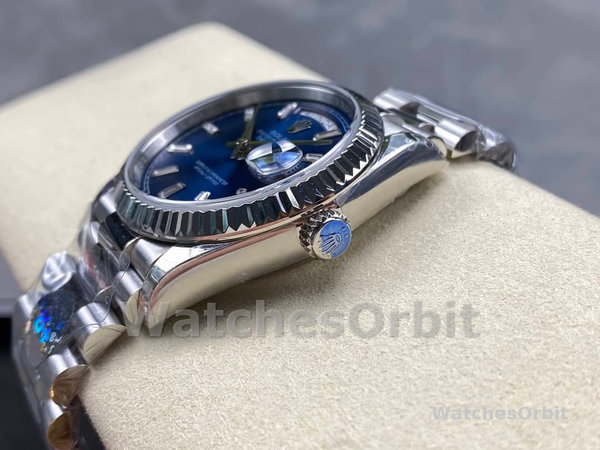 Replica Rolex Day Date 36-m128236 0023 voor heren, 36 mm, helderblauwe wijzerplaat met diamant bezet, geribbelde lunette, President
