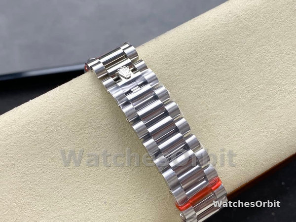 Replica Rolex Day Date 36-m128236 0023 voor heren, 36 mm, helderblauwe wijzerplaat met diamant bezet, geribbelde lunette, President