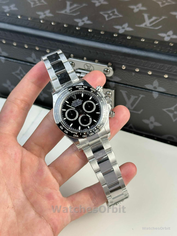 Replique Hommes Rolex Cosmograph Daytona 40MM Oystersteel M126500LN - 2024 Edition Black