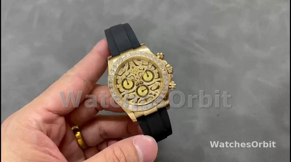Men's Rolex Cosmograph Daytona 40mm Men's-116588-Yellow Gold-Black Rubber Strap Diamond