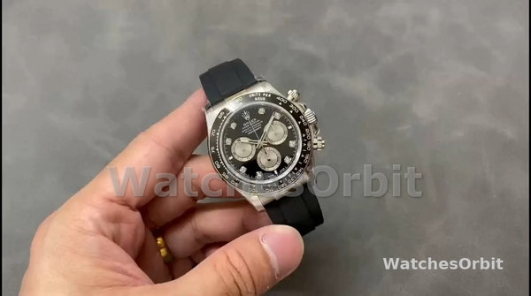 Men's Rolex Cosmograph Daytona-126519LN, Yellow Gold