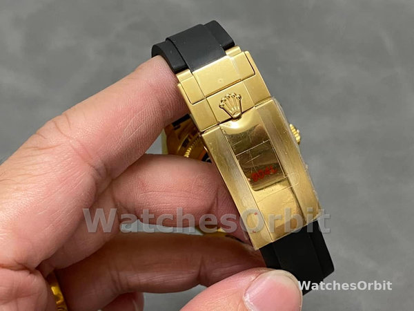 Rolex Cosmograph Daytona 40 Yellow Gold Balck Rubber m126518ln 0006