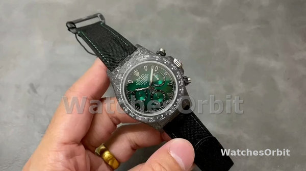 Men's Rolex Cosmograph Daytona DIW 40MM Carbon Fiber Green Dial Green Dial