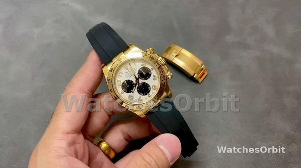 Men's Rolex Cosmograph Daytona Yellow Gold Silver Dial 116518 Silver Dial